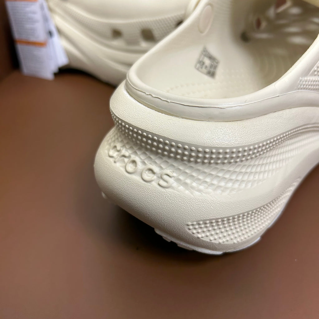CROCS MOVE CRUSH CLOGS (BONE)