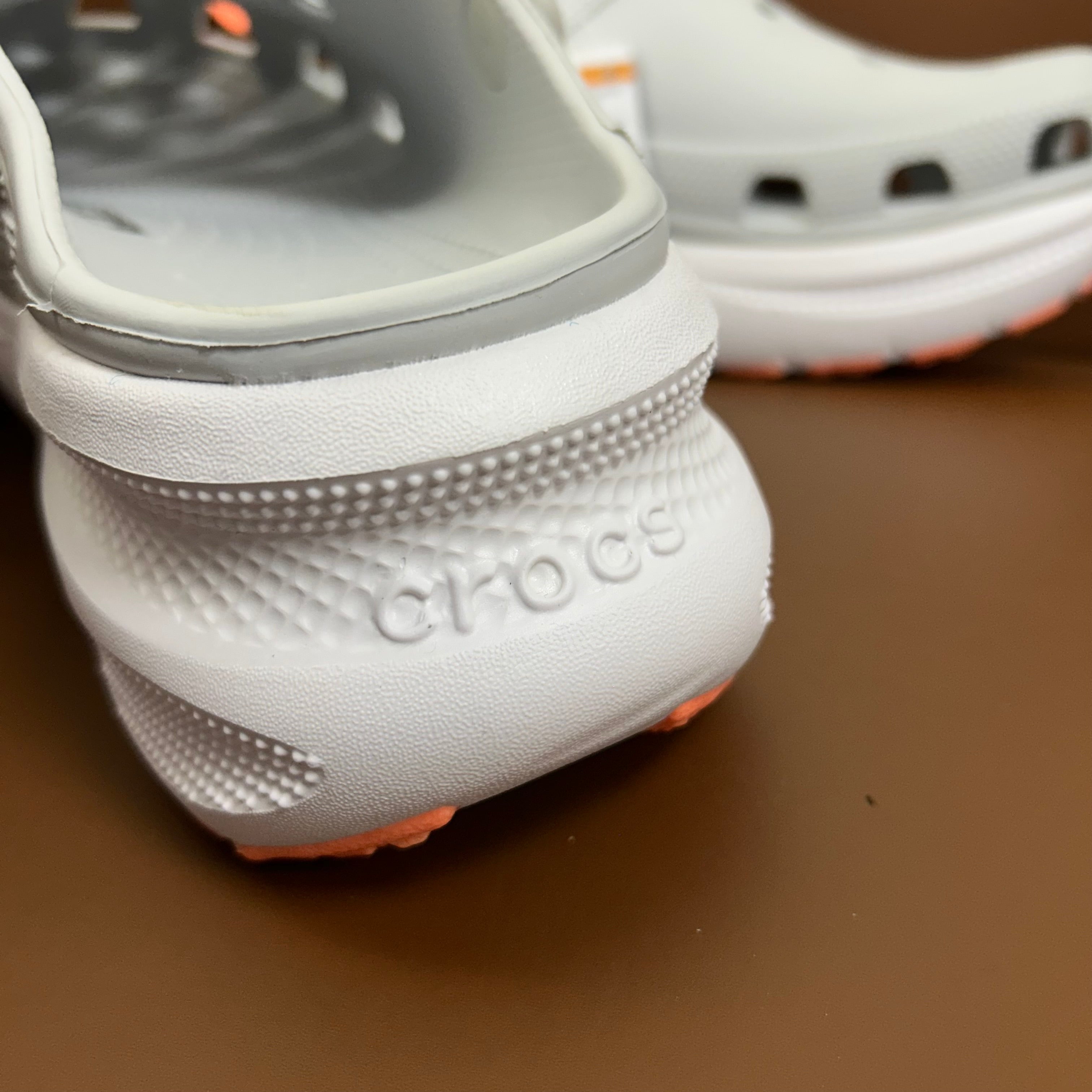 CROCS MOVE CRUSH CLOGS (GREY)