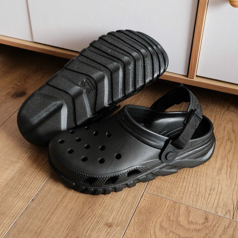 CROCS DUET MAX(BLACK)