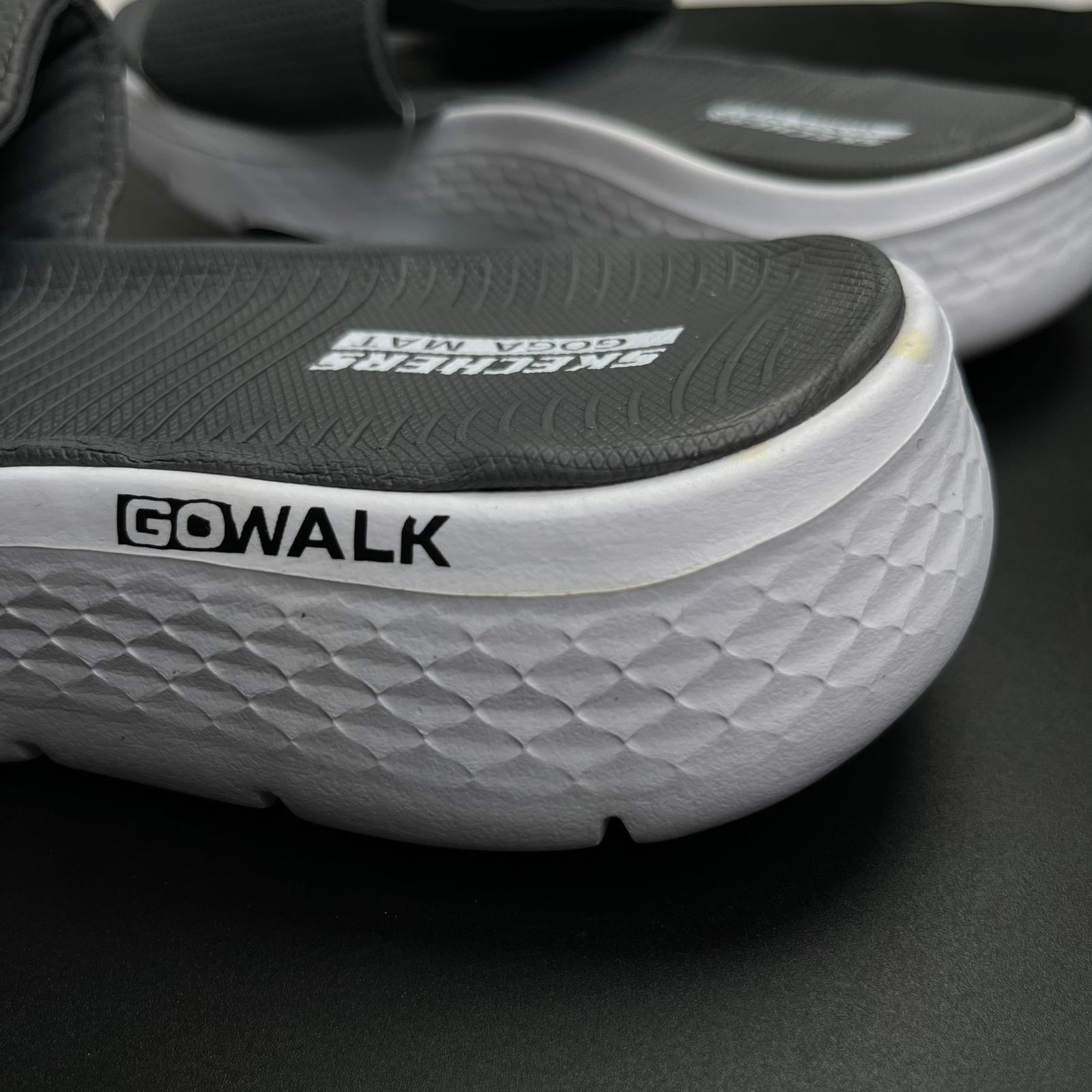 Sketchers Max Cushioning Slides (Grey-White)