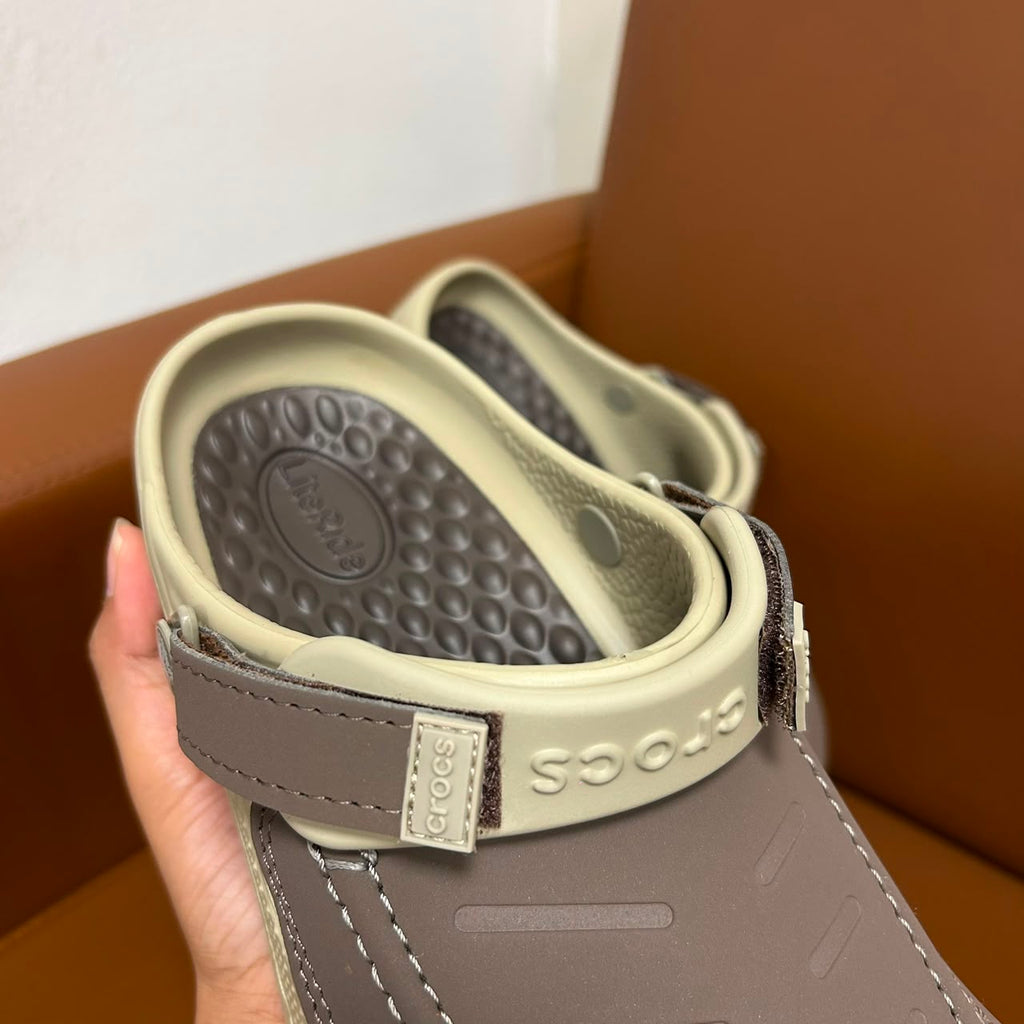 CROCS YUKON VISTA (LIGHT BROWN)