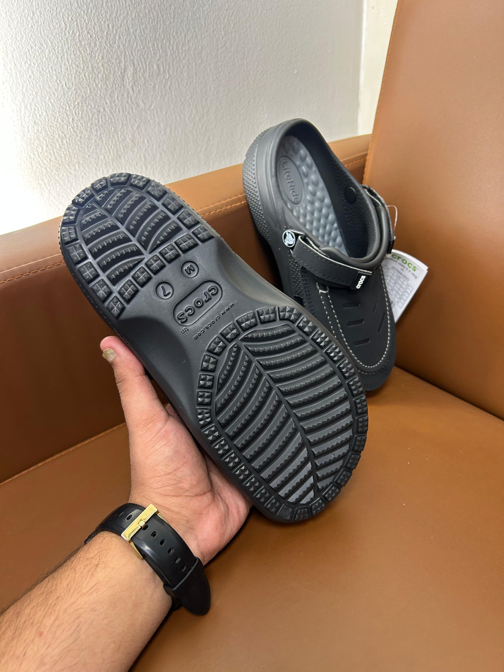 CROCS YUKON VISTA (BLACK)
