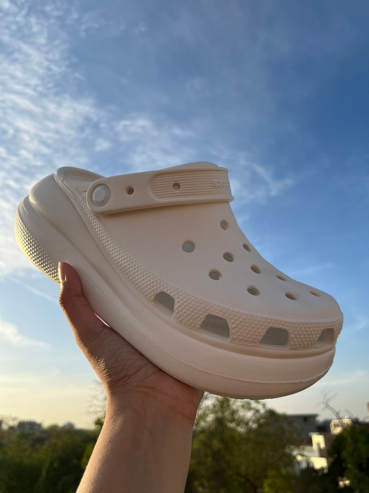 Crocs Classic Crush Clogs (White)